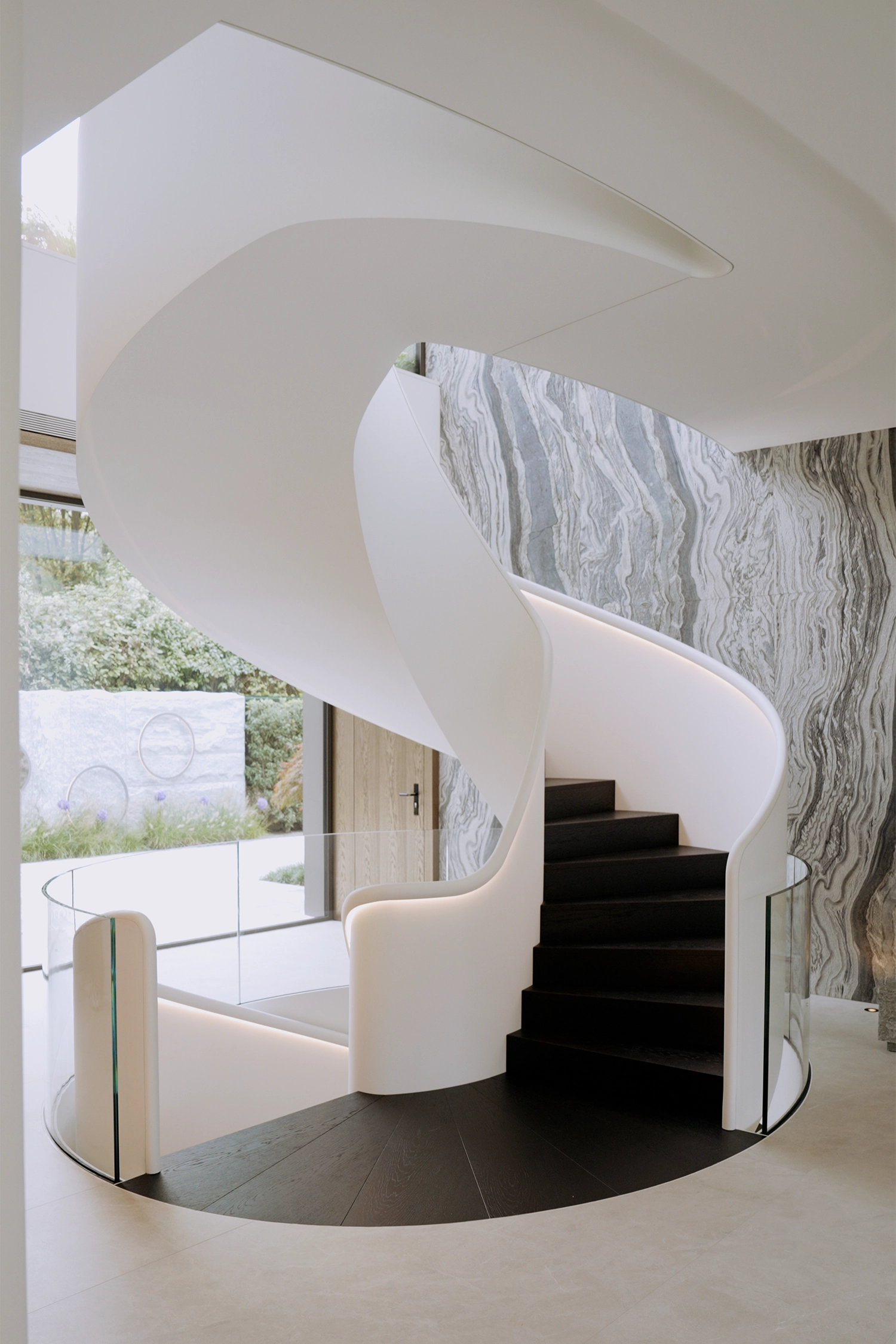 ameliepetersfilms_ash_villa-berlin-treppe